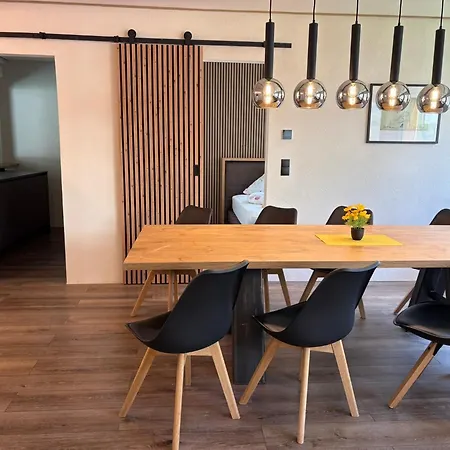 Stadlchalet Apartment Ried im Oberinntal