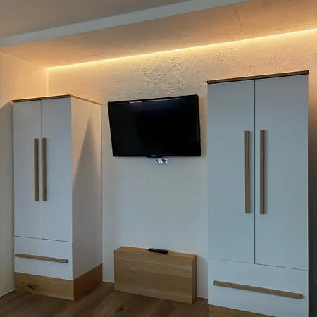 Apartment Stadlchalet Ried im Oberinntal